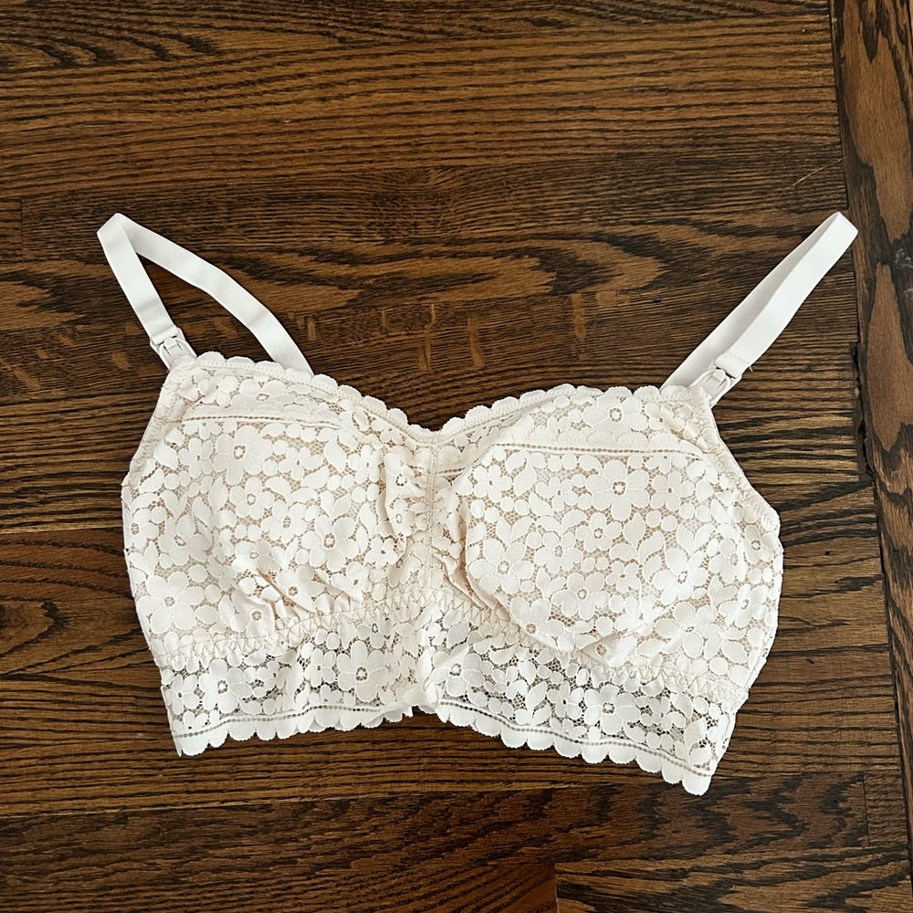 Lace nursing bralette